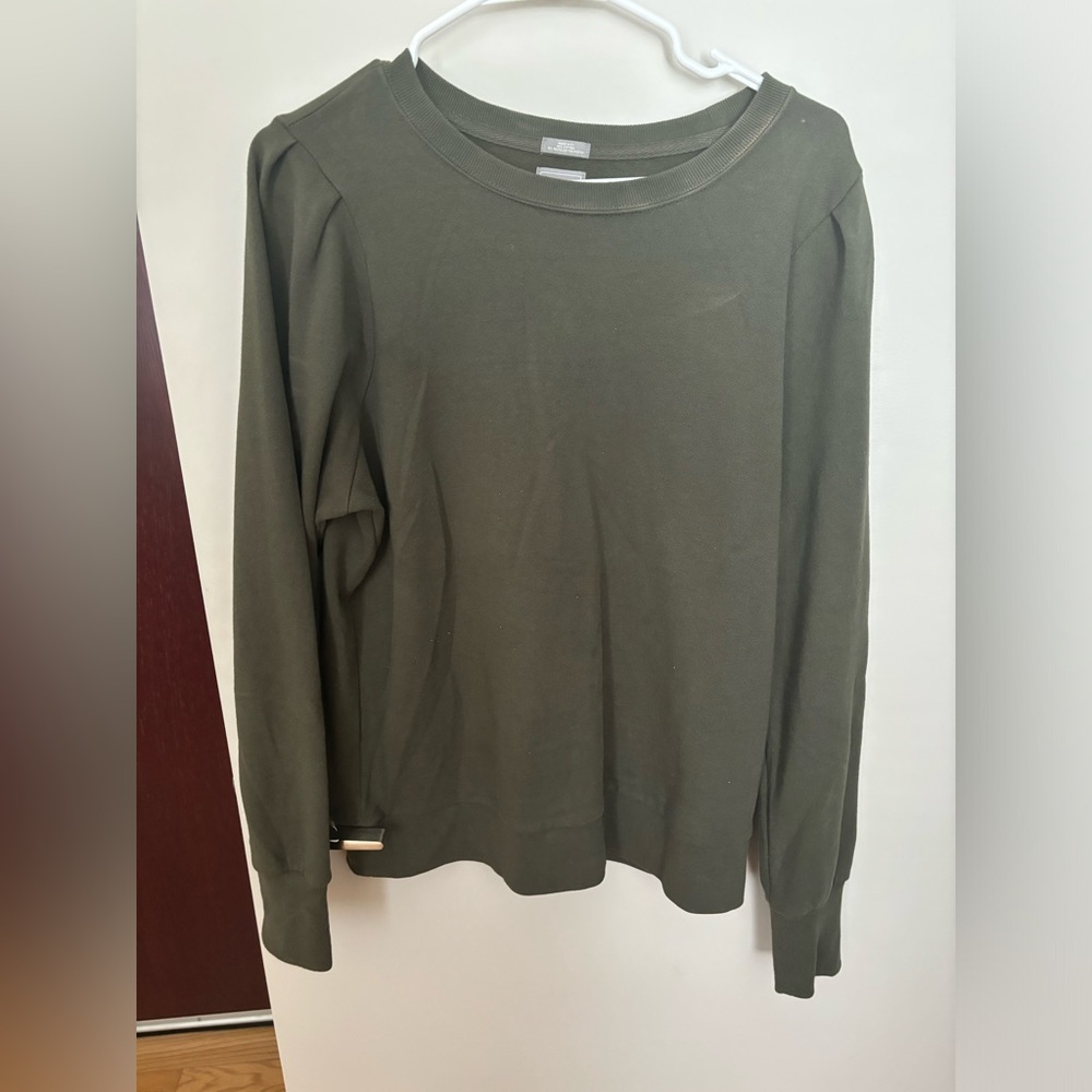Gap sweatshirt
